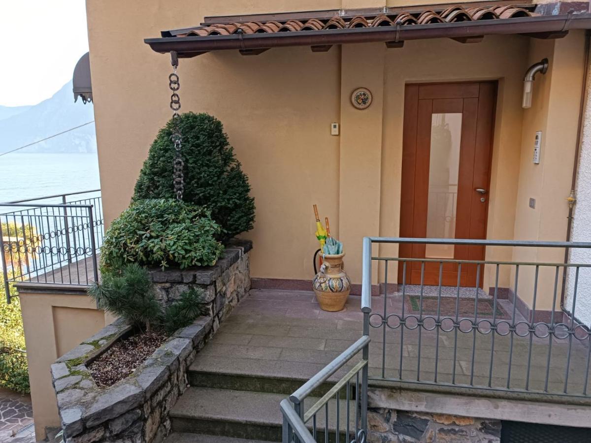 Patty Zu - Lakeside Apartment Riva di Solto Luaran gambar