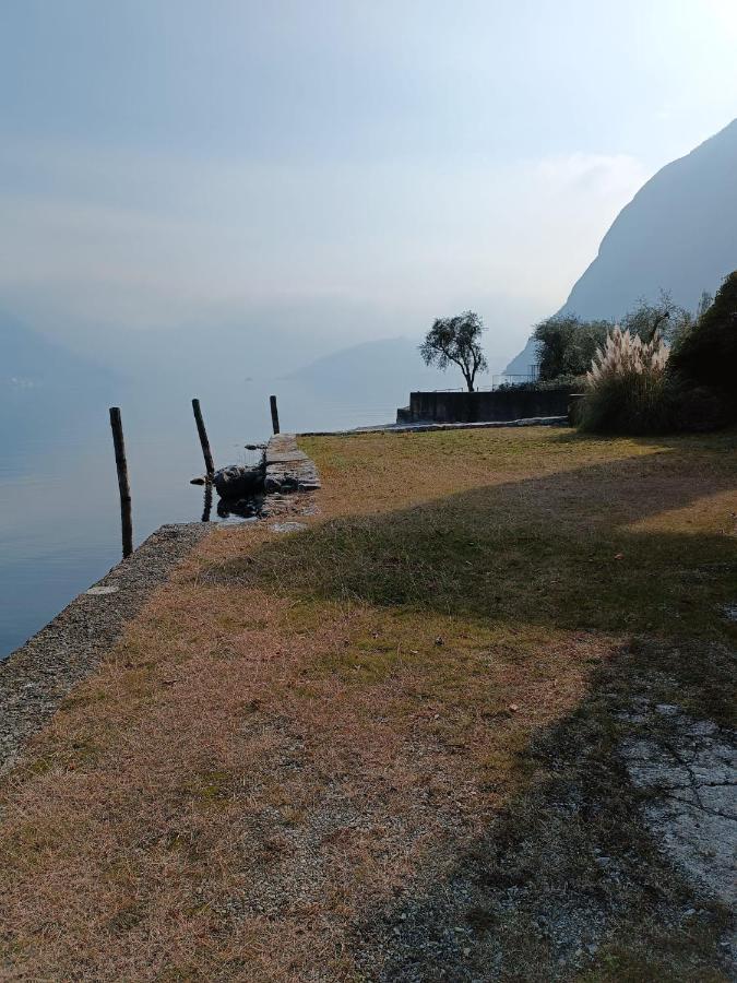 Patty Zu - Lakeside Apartment Riva di Solto Luaran gambar