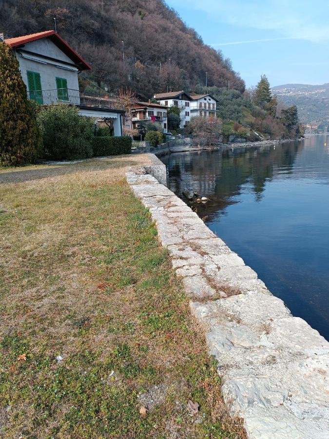 Patty Zu - Lakeside Apartment Riva di Solto Luaran gambar
